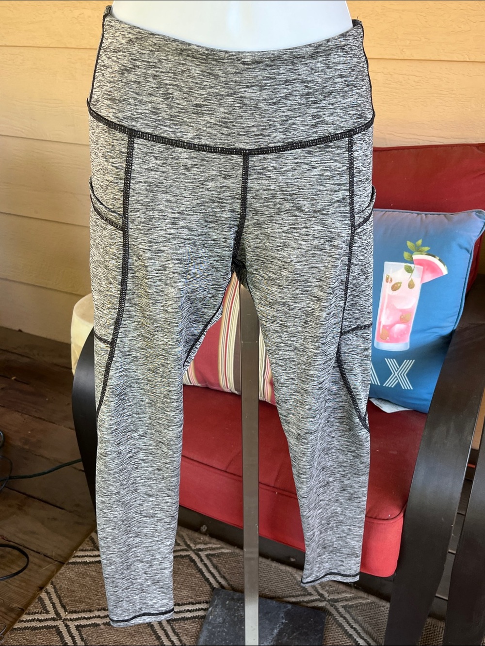 Women's EUC  Rae Mode High-Waist Heather Gray Performance Leggings Pockets  Sz S